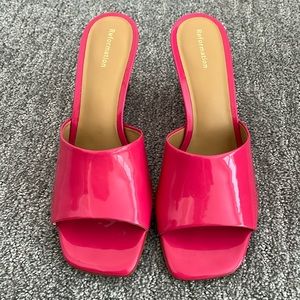 Brand new Reformation Enya Wedge Sandal
